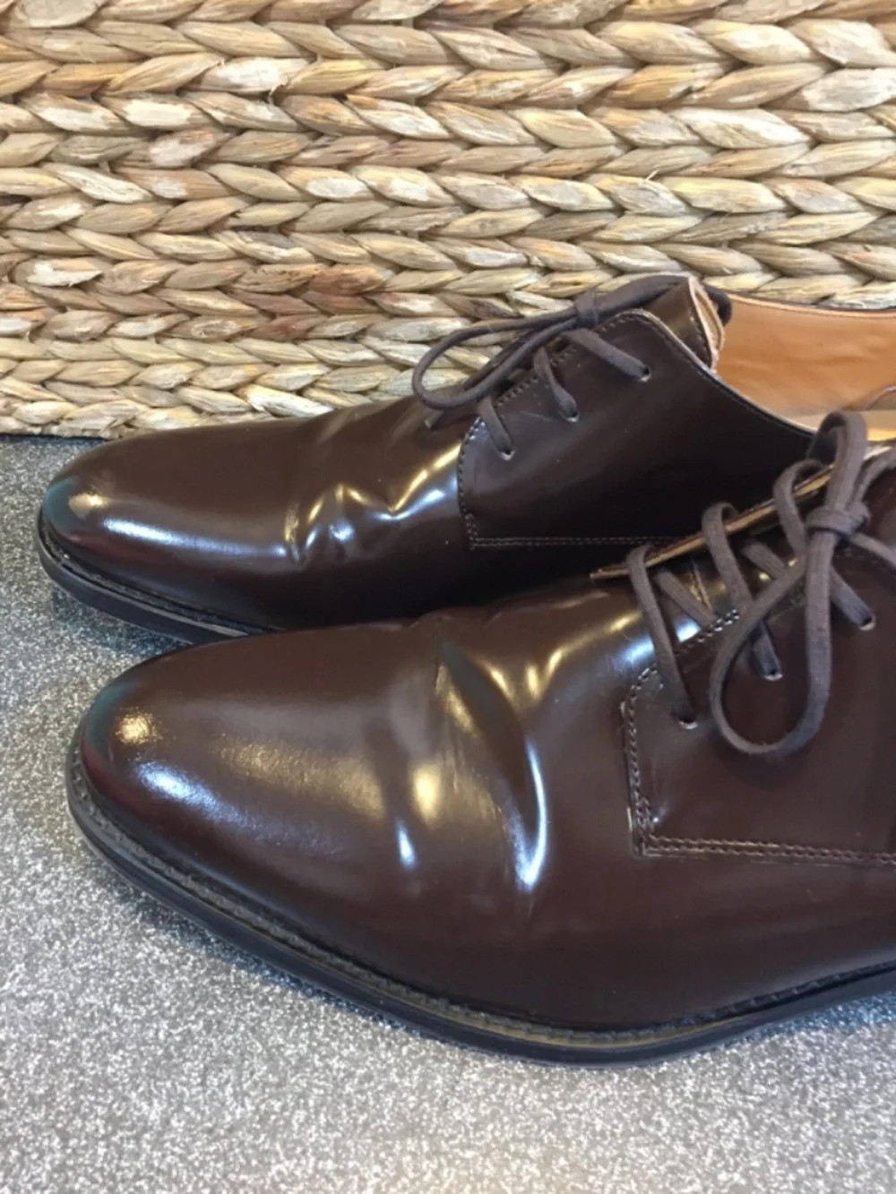Express Men's Dark Brown Leather Oxfords